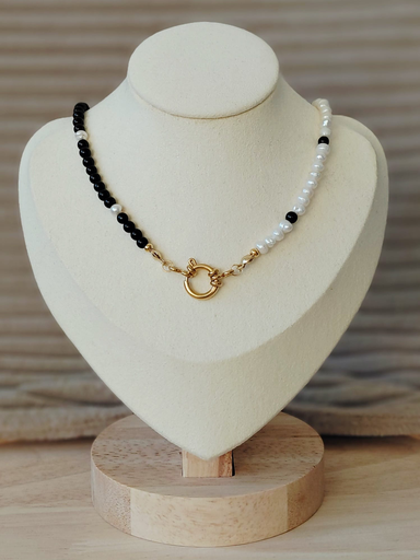 Onyx met zoetwater parels ketting
